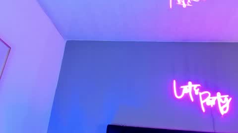 Scarlett online show from 04-21-26, 03:35