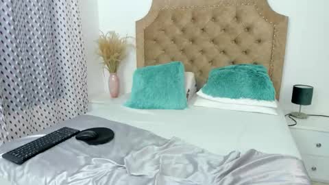 scarlett_star01 online show from 03-16-26, 02:32