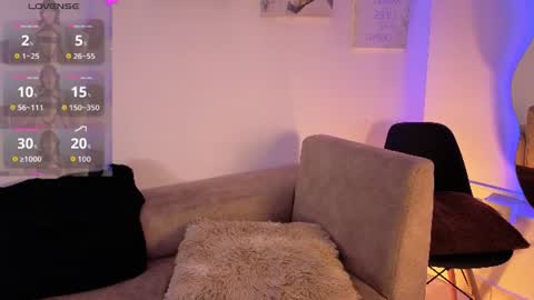 Snapshot of scarlett_walker05 chatting on 07-13-26, 01:47 Scarlett online show from 07-13-26, 01:47