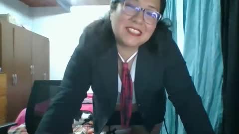 scarlett_widow online show from 11-18-25, 01:33