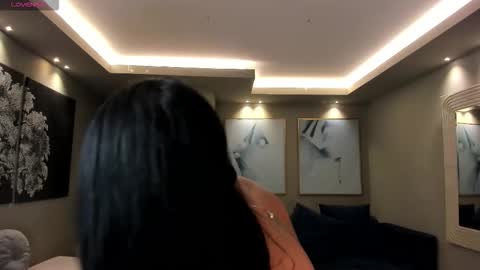 Snapshot of scarlettboss_ chatting on 11-28-25, 11:02 Scarlett online show from 11-28-25, 11:02