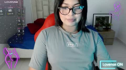 Snapshot of scarlette_mason_1 chatting on 12-18-25, 04:07 KARLA online show from 12-18-25, 04:07