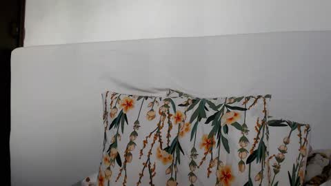 Snapshot of scarlettford chatting on 10-07-25, 12:24 Scarlett online show from 10-07-25, 12:24