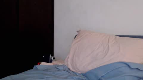 Snapshot of scarlettford chatting on 10-24-25, 04:25 Scarlett online show from 10-24-25, 04:25