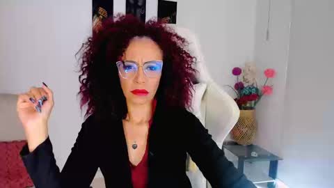 Scarlett online show from 09-19-25, 09:04