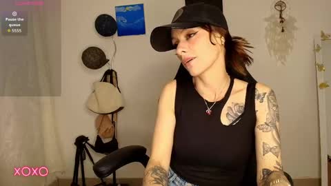 Snapshot of scarlettmilf_cg chatting on 05-05-26, 01:13 Scarlett online show from 05-05-26, 01:13