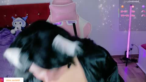 chloe online show from 10-06-25, 04:54