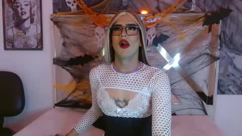 Scarlett online show from 10-27-25, 05:00