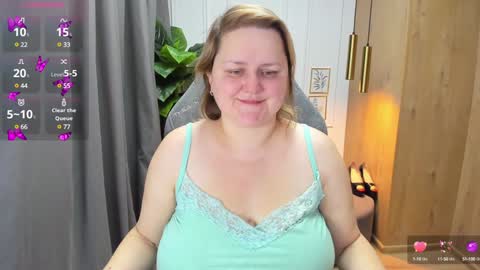 Scarlett online show from 01-28-25, 05:43