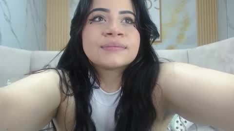 Scarlett  online show from 10-23-25, 09:13