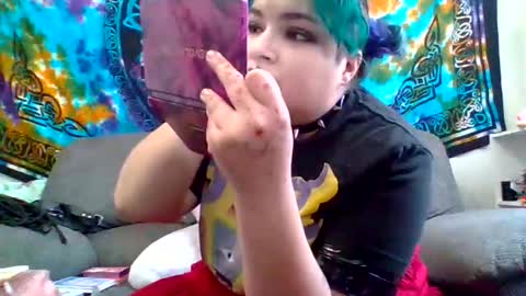 Snapshot of scarletttdesires chatting on 12-04-25, 08:17 scarletttdesires online show from 12-04-25, 08:17