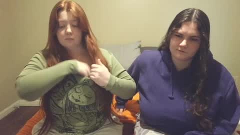 Snapshot of scarletttsinner chatting on 06-07-26, 12:26 scarletttsinner online show from 06-07-26, 12:26