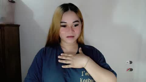 scarletvamp online show from 10-21-25, 11:49