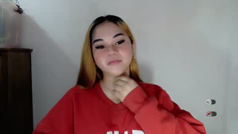 scarletvamp online show from 11-04-25, 01:05