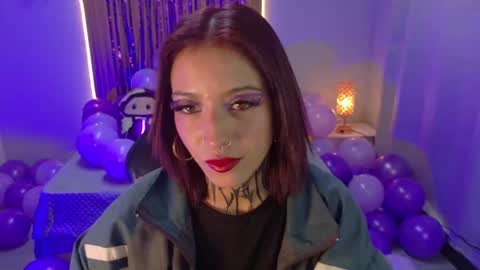 Snapshot of scarllett_bdsm chatting on 11-05-25, 06:13 Scarllett online show from 11-05-25, 06:13