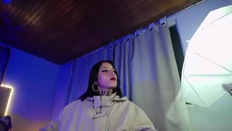 Snapshot of scarllett_bdsm chatting on 11-08-25, 06:24 Scarllett online show from 11-08-25, 06:24