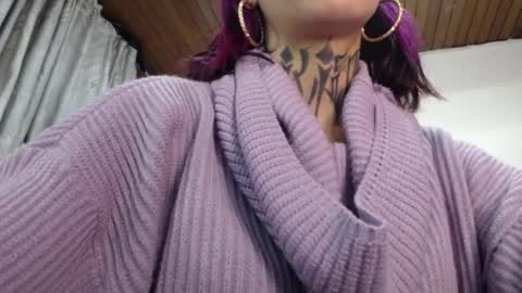 Snapshot of scarllett_bdsm chatting on 04-10-26, 05:56 Scarllett online show from 04-10-26, 05:56