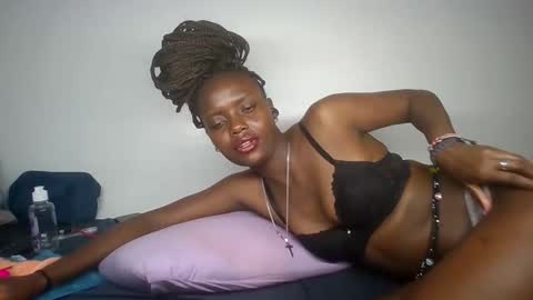 scentedfriction online show from 09-13-25, 07:02