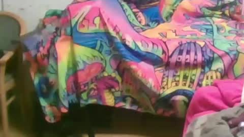 Snapshot of schnico chatting on 11-12-25, 07:42 schmidti online show from 11-12-25, 07:42