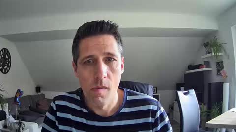 Snapshot of schnuckigeil chatting on 02-24-26, 12:25 Dildomen online show from 02-24-26, 12:25