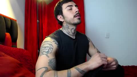 Alejandro help me to reach 200 thumps up online show from 04-13-26, 07:14