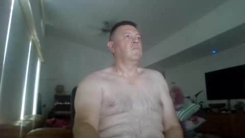 Snapshot of scoobs71 chatting on 02-11-25, 07:12 Scoobs online show from 02-11-25, 07:12