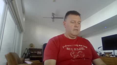 Snapshot of scoobs71 chatting on 02-21-25, 09:13 Scoobs online show from 02-21-25, 09:13