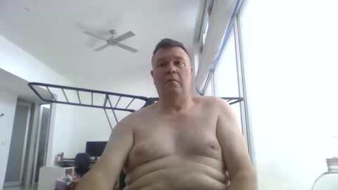 Snapshot of scoobs71 chatting on 10-01-25, 01:44 Scoobs online show from 10-01-25, 01:44