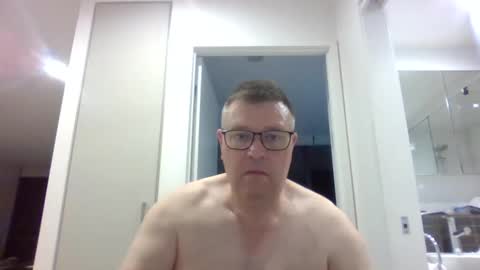 Snapshot of scoobs71 chatting on 05-09-26, 01:16 Scoobs online show from 05-09-26, 01:16