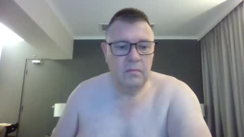 Snapshot of scoobs71 chatting on 05-20-26, 11:38 Scoobs online show from 05-20-26, 11:38