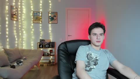 Thomas brunette and Alex blond online show from 12-16-24, 08:09