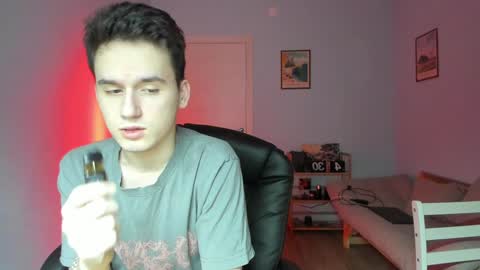 Thomas brunette and Alex blond online show from 01-31-25, 05:30