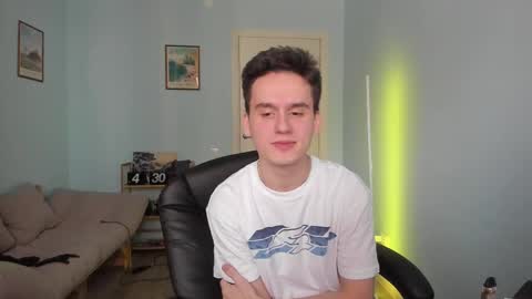 Thomas brunette and Alex blond online show from 03-02-25, 10:14