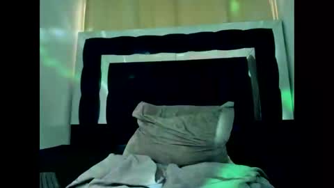 Snapshot of scook_gray chatting on 02-21-26, 06:42 scook_gray online show from 02-21-26, 06:42