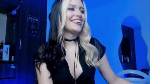 Snapshot of scorpiogoddesss chatting on 03-17-26, 11:08 Goddess online show from 03-17-26, 11:08