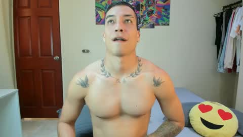 Snapshot of scotrisse chatting on 01-07-25, 05:53 Daniel martinez - Independent model online show from 01-07-25, 05:53