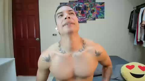 Snapshot of scotrisse chatting on 10-15-25, 06:52 Daniel martinez - Independent model online show from 10-15-25, 06:52