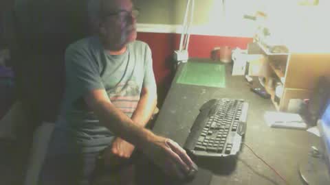 Snapshot of scotsman_62 chatting on 05-08-26, 08:08 scotsman_62 online show from 05-08-26, 08:08