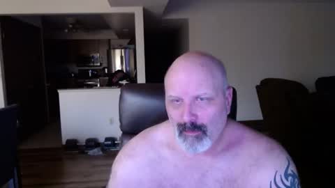 Snapshot of scott35inmentor chatting on 10-25-25, 02:24 scott35inmentor online show from 10-25-25, 02:24