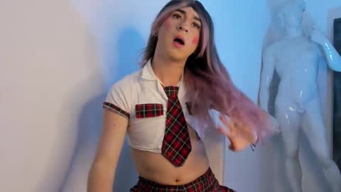 Snapshot of scott_baker__ chatting on 09-16-25, 03:57 Scott online show from 09-16-25, 03:57