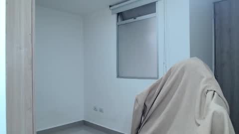 Twitter Scott brasher1 Instagram Camiloestuardo2 online show from 01-09-25, 08:22