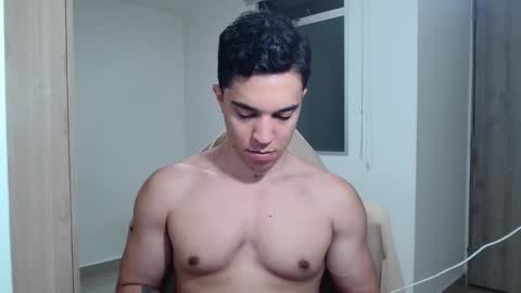 Twitter Scott brasher1 Instagram Camiloestuardo2 online show from 01-25-25, 01:32