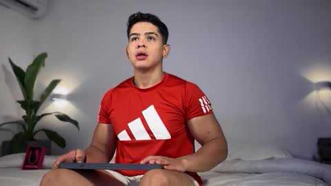 Snapshot of scott_flintt chatting on 01-09-26, 11:13 Andrew Flintt online show from 01-09-26, 11:13