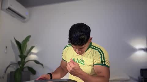 Snapshot of scott_flintt chatting on 01-14-26, 11:38 Andrew Flintt online show from 01-14-26, 11:38