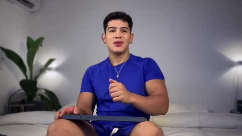 Snapshot of scott_flintt chatting on 02-09-26, 11:47 Andrew Flintt online show from 02-09-26, 11:47