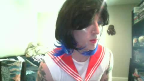 Snapshot of scottiehottie42 chatting on 06-15-26, 04:42 scottiehottie42 online show from 06-15-26, 04:42
