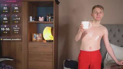 Snapshot of scottish_twink01 chatting on 05-20-26, 08:04 danny online show from 05-20-26, 08:04