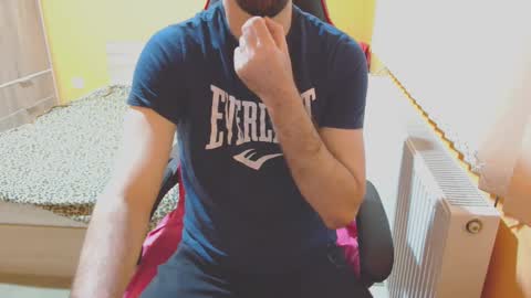 Snapshot of scotty_98 chatting on 01-13-25, 06:27 scotty_98 online show from 01-13-25, 06:27