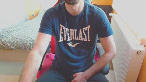 Snapshot of scotty_98 chatting on 01-19-25, 01:01 scotty_98 online show from 01-19-25, 01:01