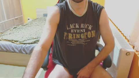 Snapshot of scotty_98 chatting on 01-25-25, 08:21 scotty_98 online show from 01-25-25, 08:21